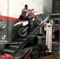 moto-nao-sobe-escada