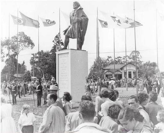 1953-estatua-joao-ramalho