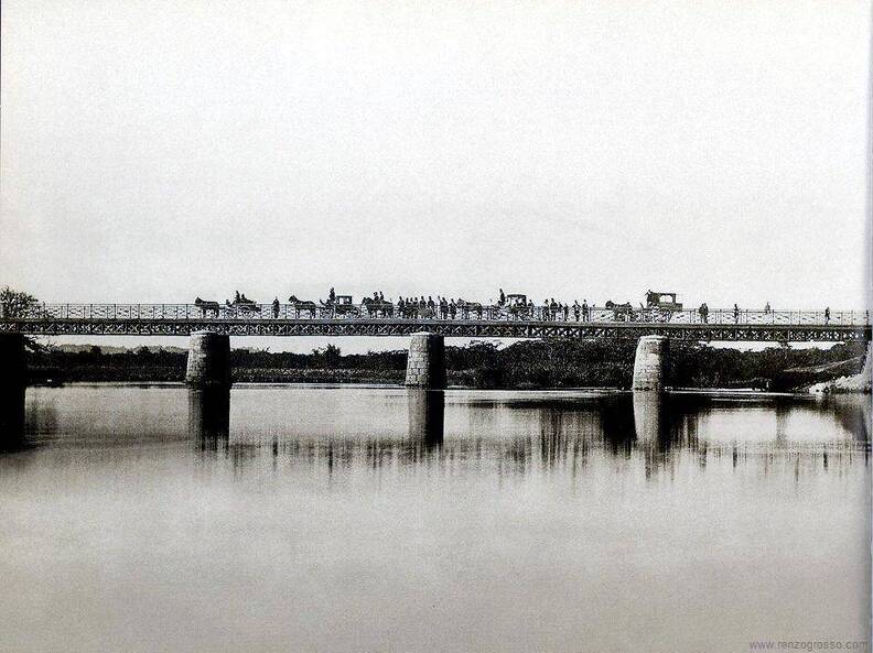 1880-ponte-das-bandeiras-antiga-ponte-grande-comitiva-de-d-pedro-ii.jpg