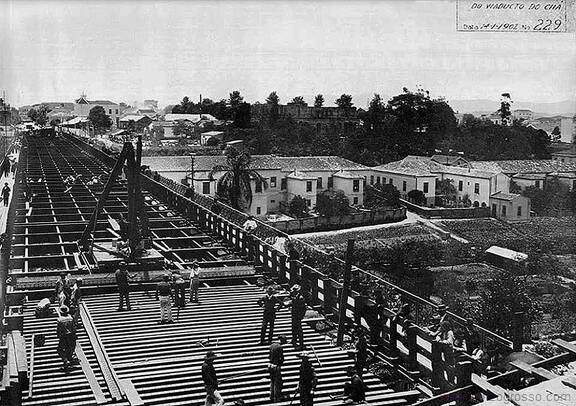 1902-viaduto-do-cha-reforcos-para-passagem-dos-bondes