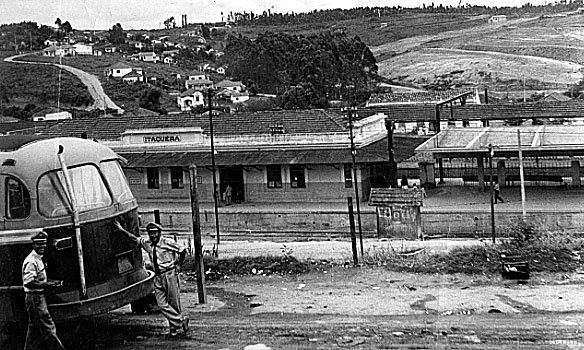 1951-estacao-itaquera.jpg