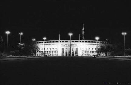 1980-estadio-do-pacaembu