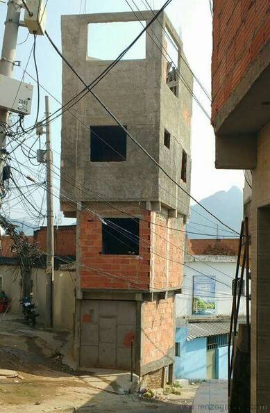 casa-sobrado-favela.jpg
