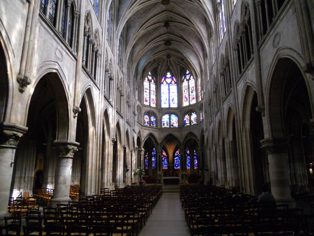 Paris 2015 - Igreja Saint Sèverin - nave principal e altar