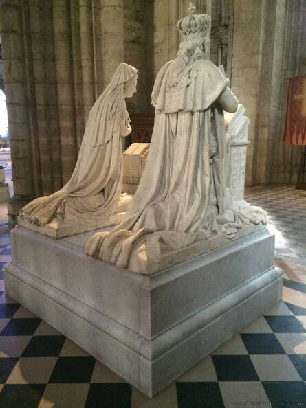 Paris 2015 - Catedral de Saint Denis - Louis XVI e Maria Antonieta2